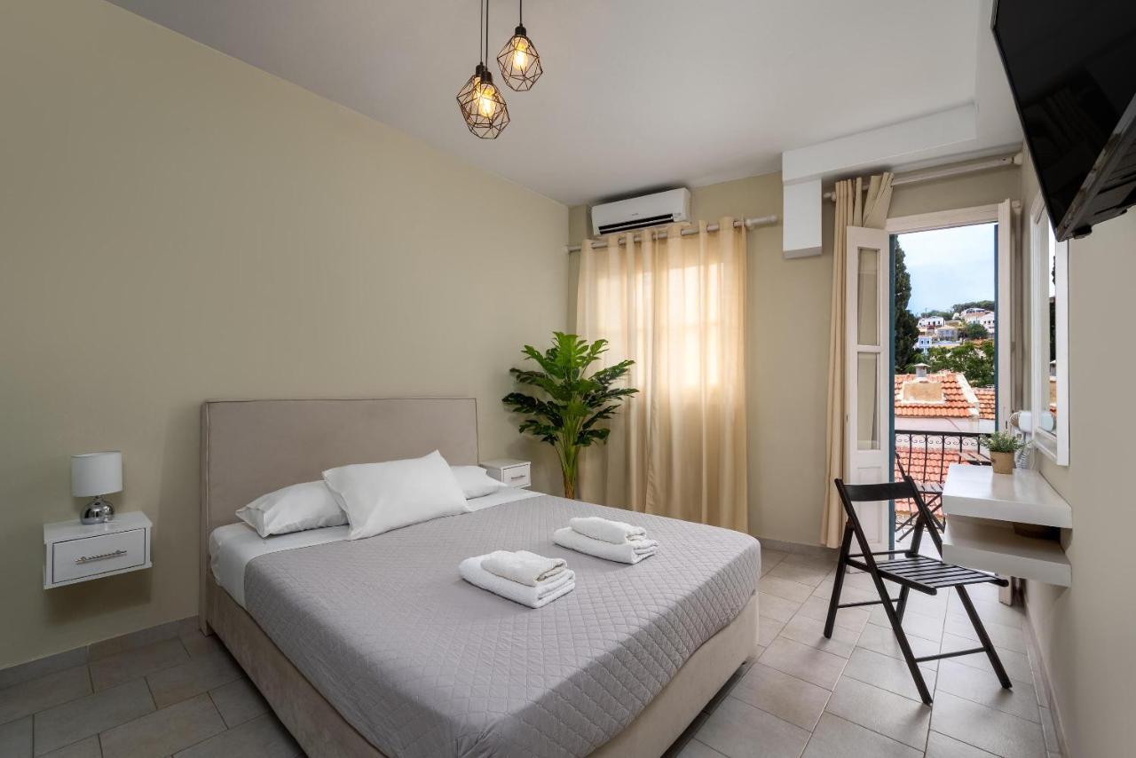 Maravelia'S Rooms Simi Dış mekan fotoğraf